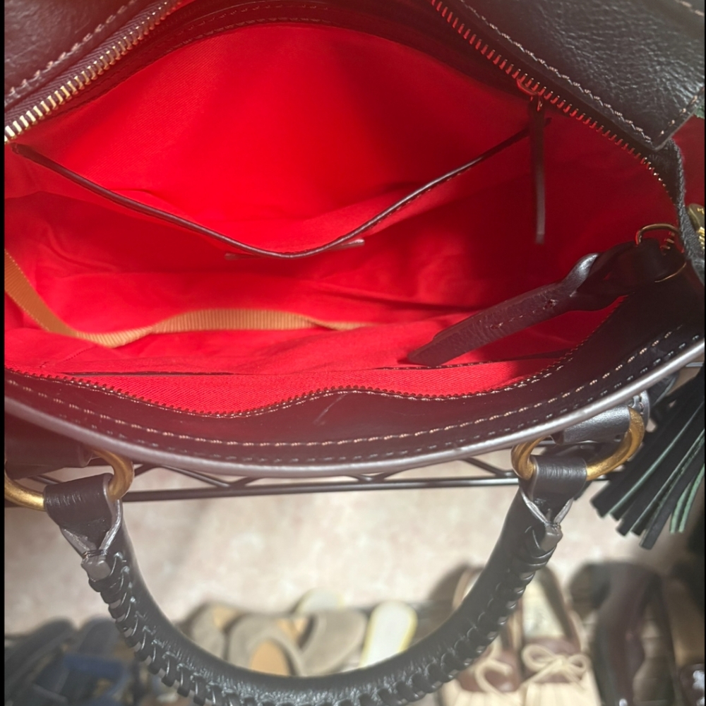Dooney & Bourke Black Florentine Leather Satchel  Crossbody Bag NWT - Picture 13 of 16